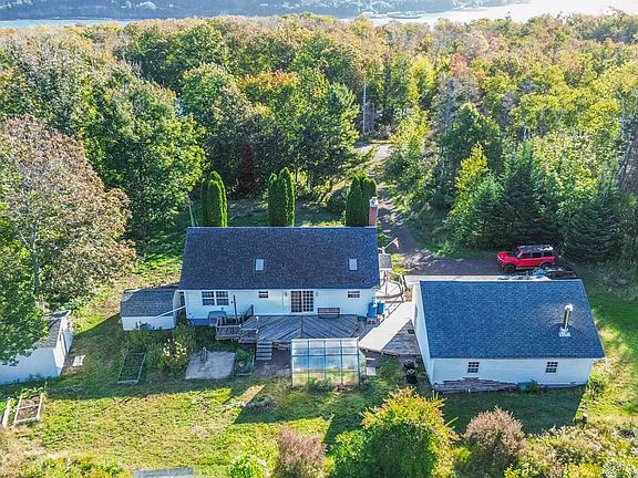 4th image of 989 Lighthouse Rd