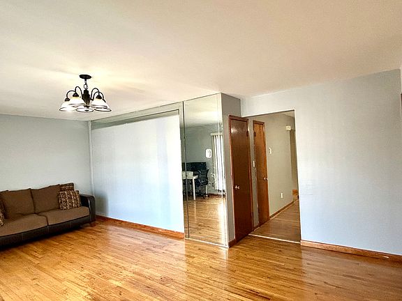 4th image of 141 Overlook Ave Floor 2