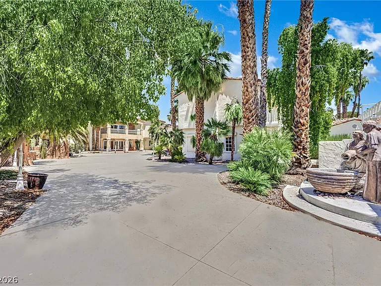 1250 Shadow Ln — Photo 36