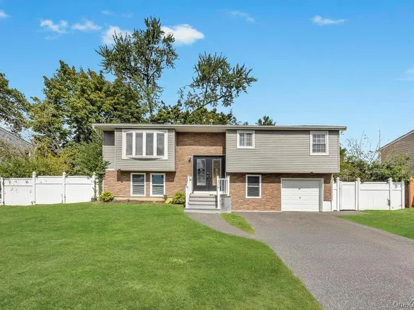 191 Bergen Street, Port Jefferson Station, NY 11776