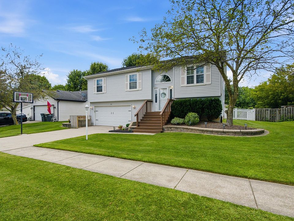 1st image of 501 Killarney Ln