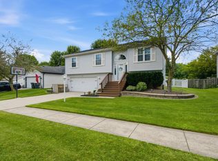 501 Killarney Ln, Valparaiso, IN 46385