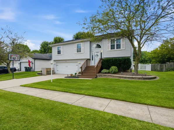 501 Killarney Ln, Valparaiso, IN 46385