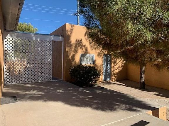 4th image of 2540 S Espina St APT 1