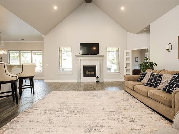 2nd image of 19540 Millstone Crossing Dr