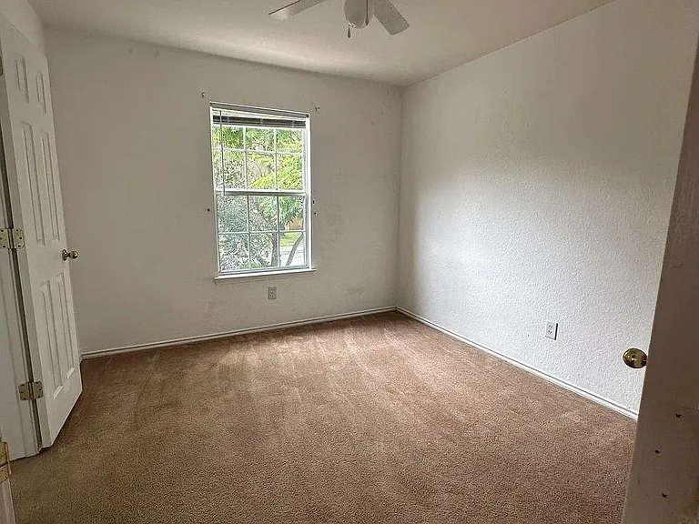 9426 Santa Fe Rdg — Photo 6