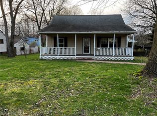 912 Middlebury Rd, Kent, OH 44240