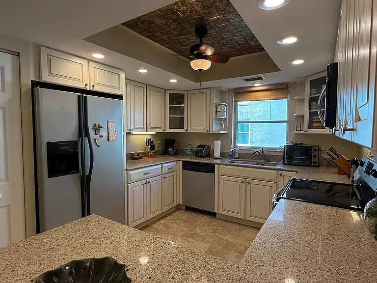 1250 S Pinellas Ave #802 — Photo 6