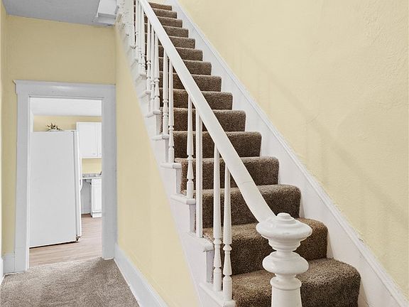 5th image of 1024 Rex Ave NE
