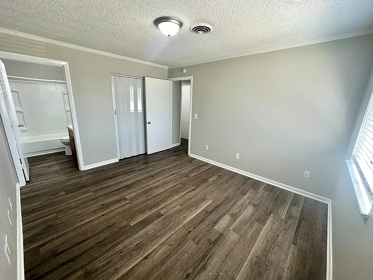 350 Byron Rd #2B — Photo 7
