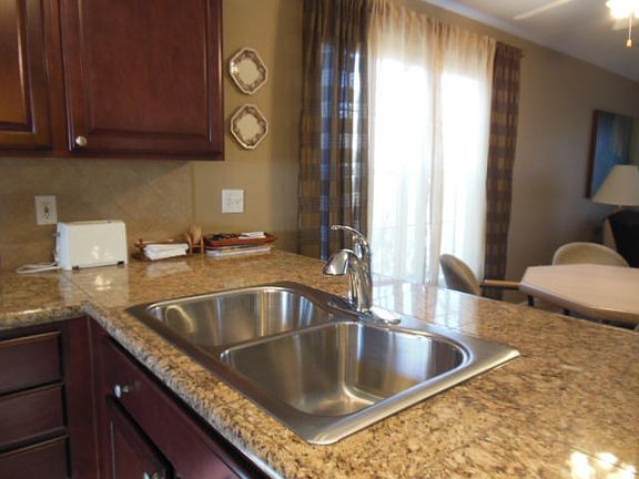 4th image of 34 Golfshores Dr APT 13