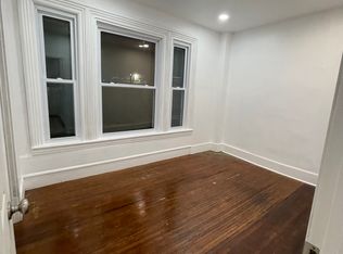 40 Taylor St #1, Pittsfield, MA 01201