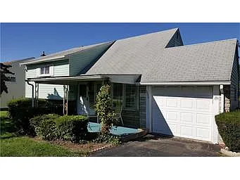 2256 Vista Dr photo 1