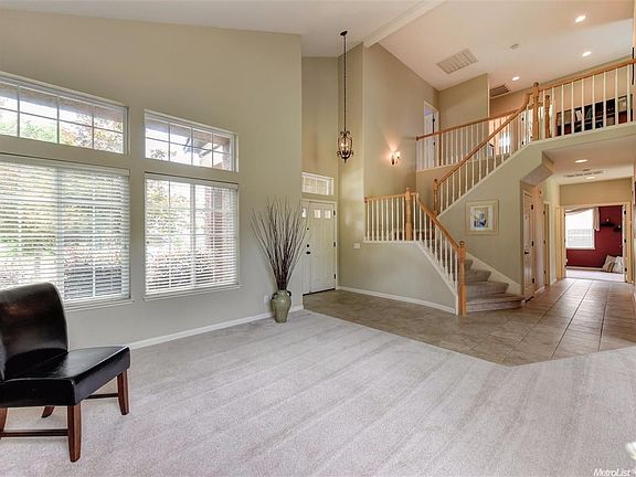 3rd image of 3687 Falkirk Way