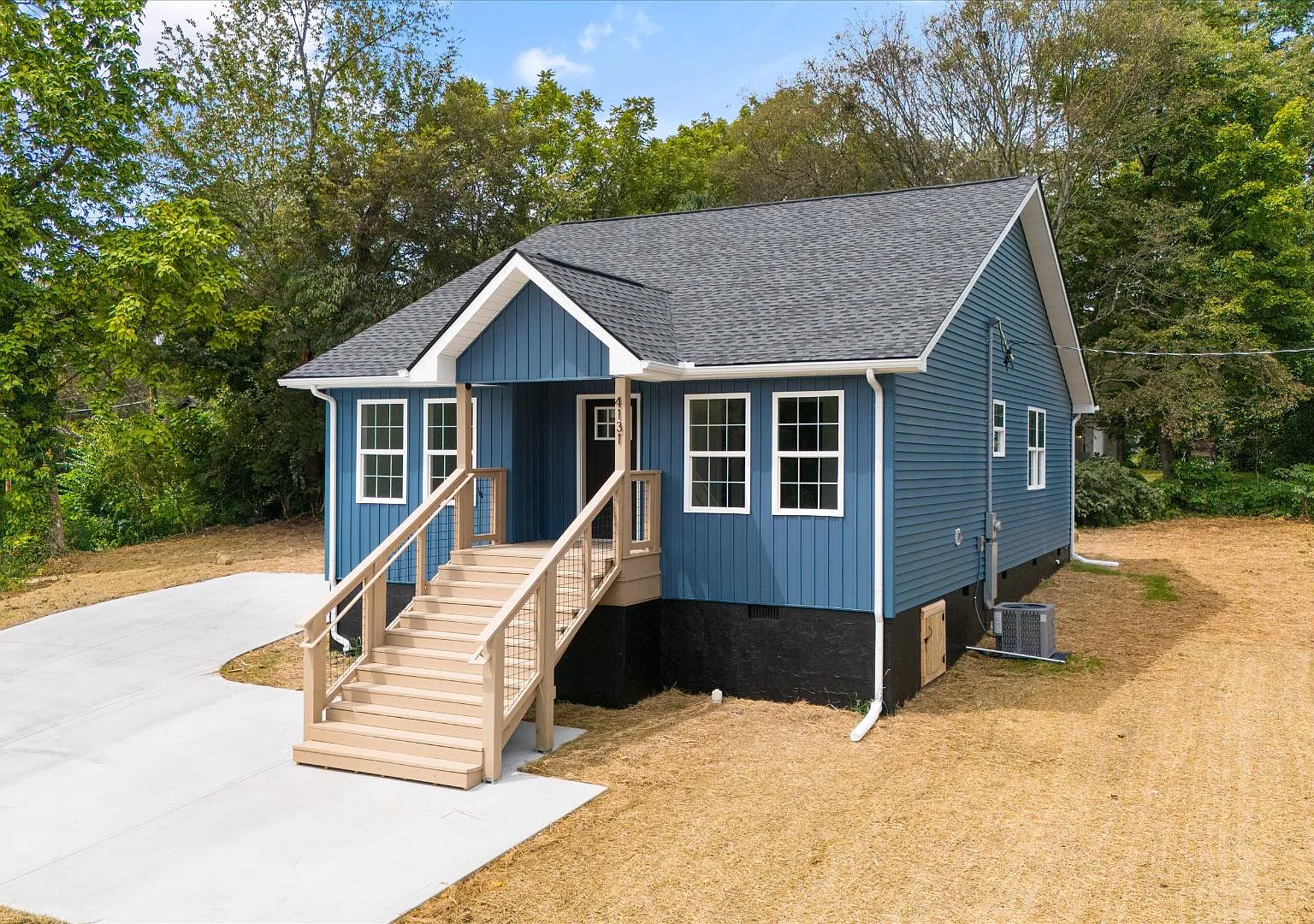 4131 Porter Ave — Photo 3