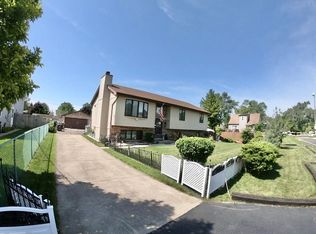 10235 W Palmer Ave, Melrose Park, IL 60164
