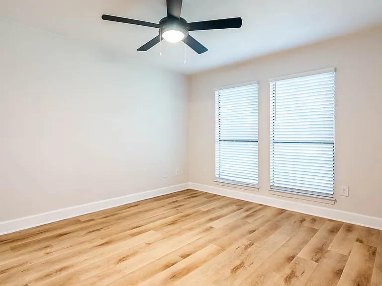 Both rooms in our 2 bed 1 baths include large, beautiful windows!
