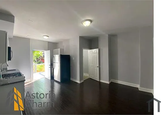 519 Beaumont Ave — Photo 8