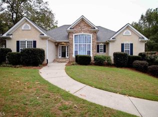 140 Middlebrook Dr, Fayetteville, GA 30215