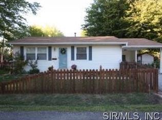633 W Green St, Mascoutah, IL