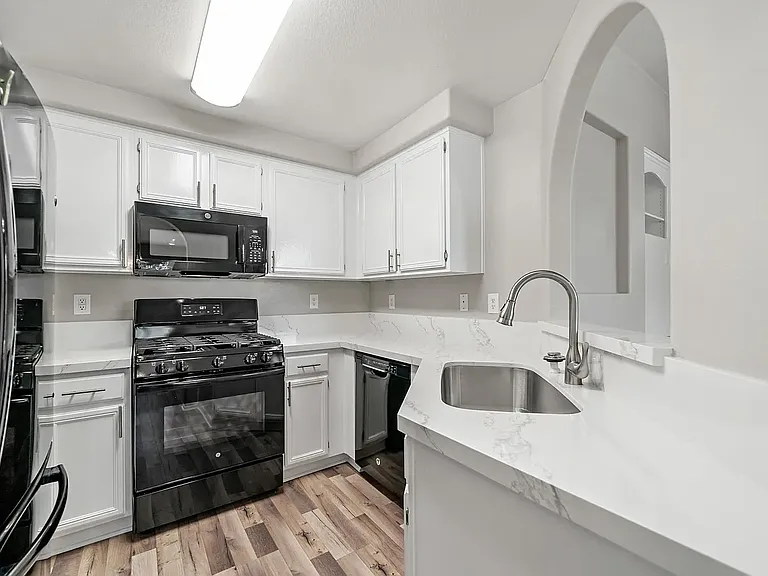 30262 Sunbreeze Bay Ln #F — Photo 1