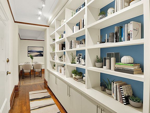 4th image of 790 Riverside Dr APT 5F