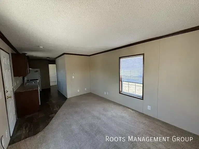 B10 Trailerville Ct #B10 — Photo 3