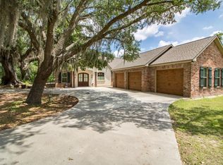1203 Loreauville Rd, New Iberia, LA 70563
