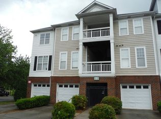 6207 Creek Park Dr, Charlotte, NC 28262