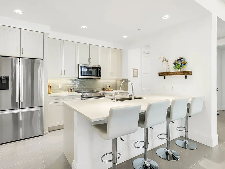 1035 3rd Ave S #215 — Photo 7