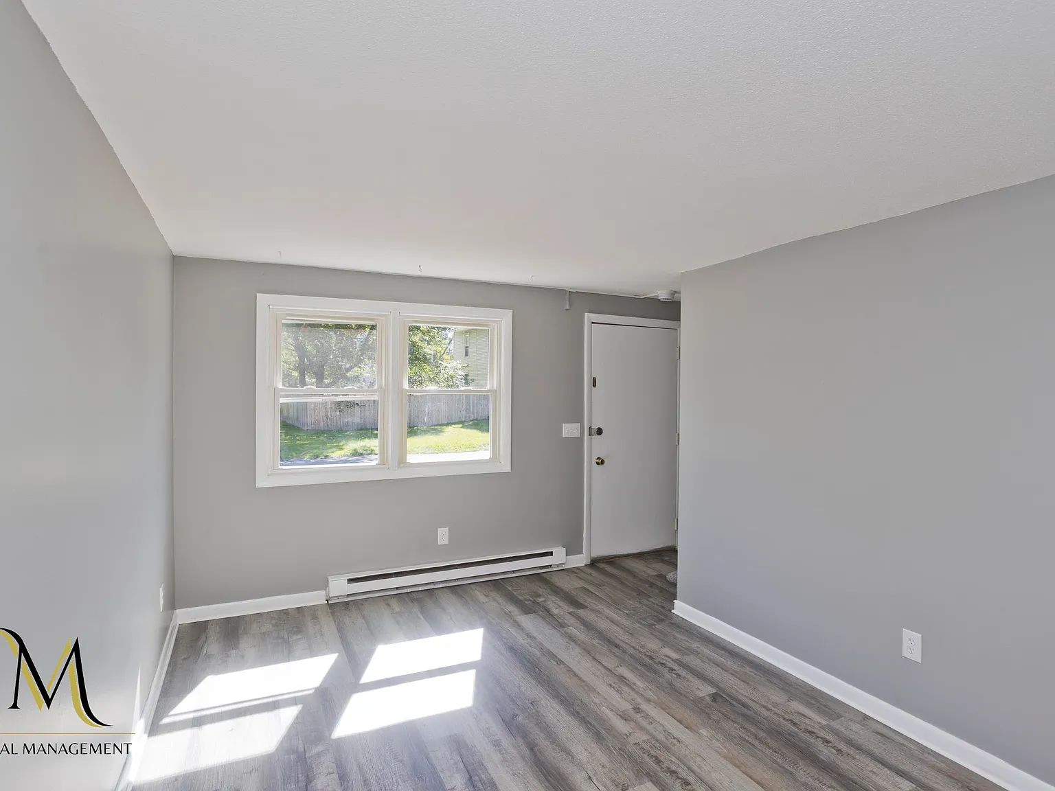 29 W Lake St — Photo 4