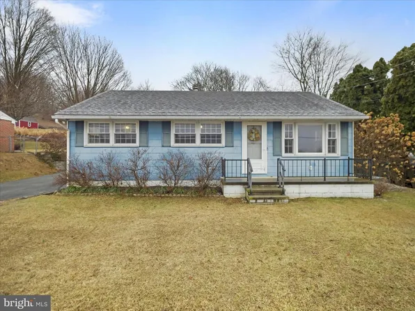 11412 Orchard Rd, Waynesboro, PA 17268