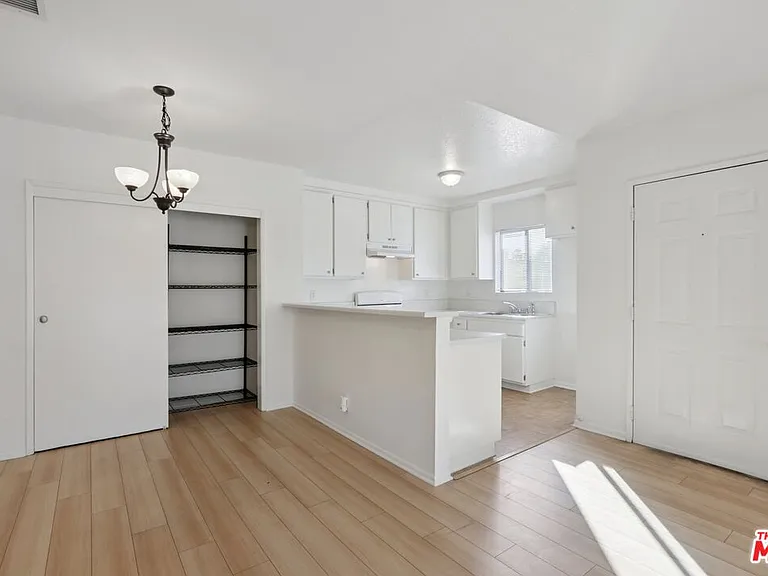5429 Troost Ave #4 — Photo 11
