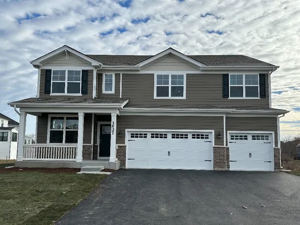 3653 Ancient Oak Dr, Elgin, IL 60124