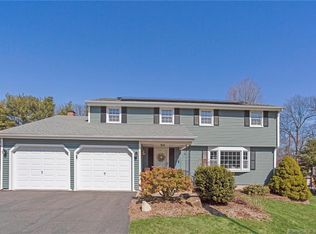 322 Pine Ln, Wethersfield, CT 06109