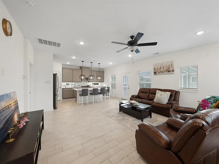 18814 River Overlook Ct — Photo 11