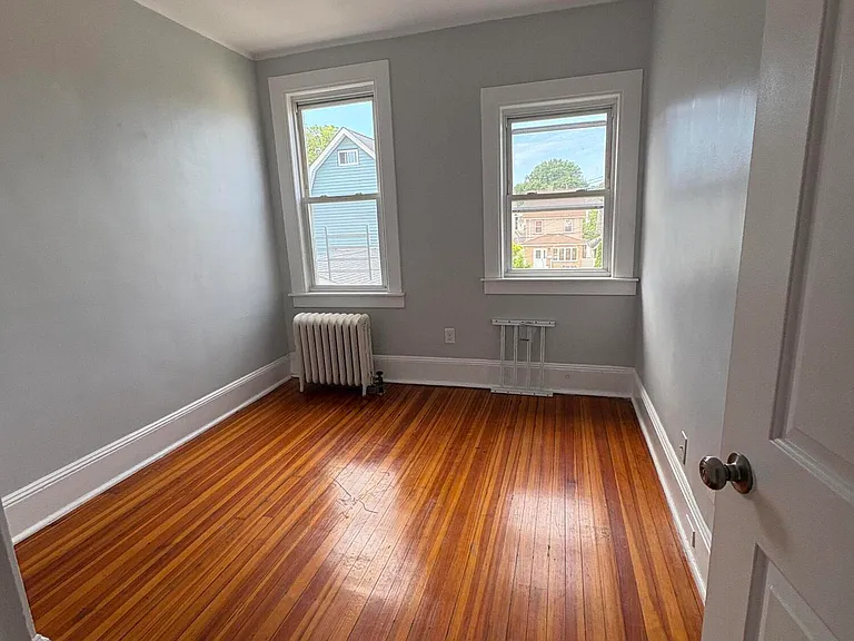 548 Broadway #2 — Photo 21