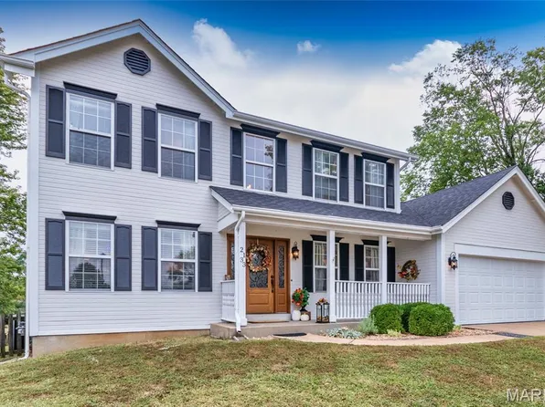 2133 Morning Mist Ct, Florissant, MO 63033