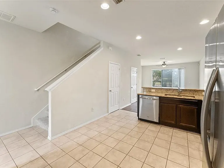 4912 White Sanderling Ct — Photo 6