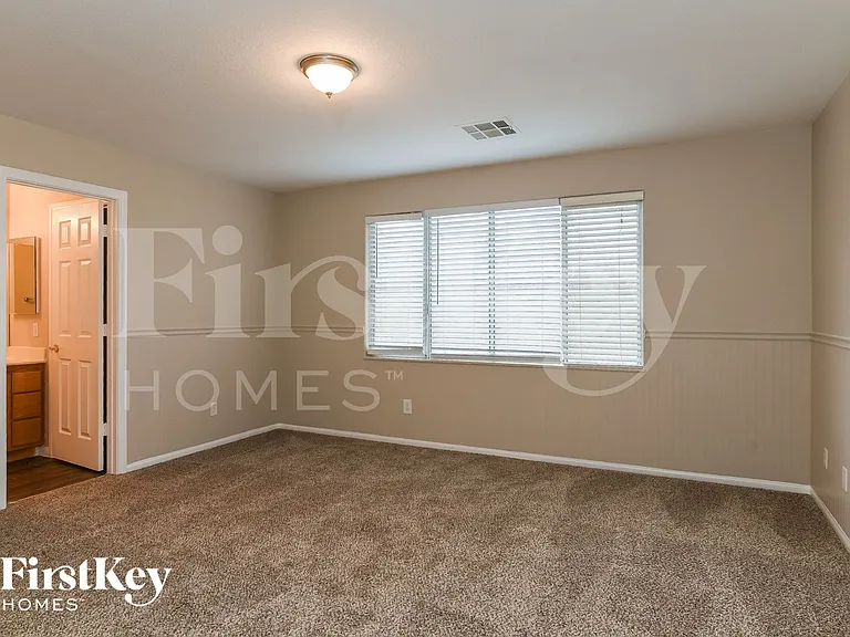 3932 Gold Point St — Photo 11