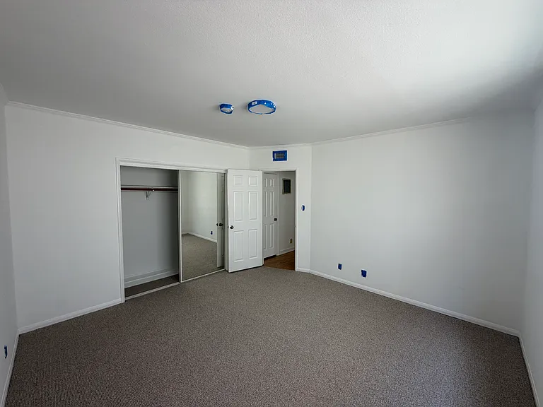 217 S Doheny Dr #5 — Photo 28