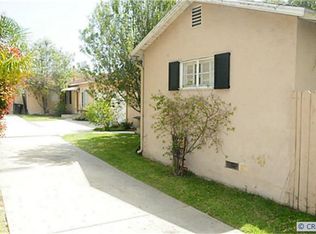 190 Santa Isabel Ave, Costa Mesa, CA 92627