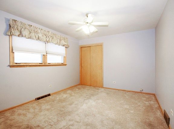 5th image of 9113 S Trumbull Ave