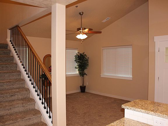 4th image of 4440 Rosencrans Dr Unit C