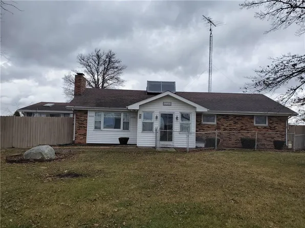 12587 E 2600 North Rd, Danville, IL 61834