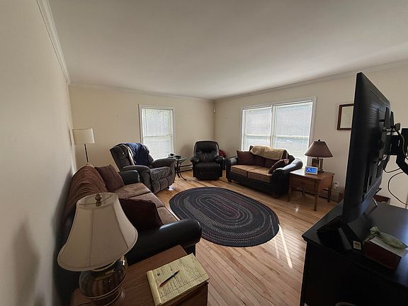2nd image of 18 Ripple Lane