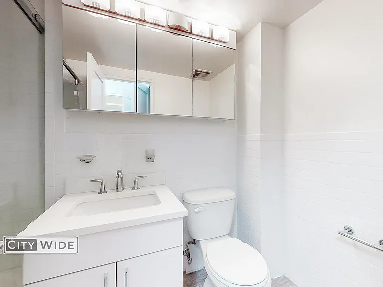 145 E 16th St #6F — Photo 5