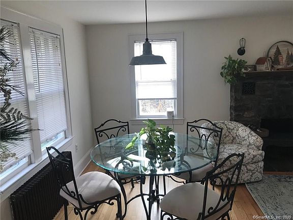 18 Flirtation Avenue