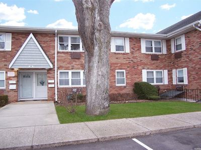 100 Connetquot Avenue #3, East Islip, NY, 11730