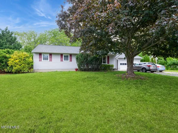 668 Clifton Avenue, Toms River, NJ 08753